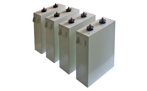 如何區(qū)分電容器的正負(fù)極？